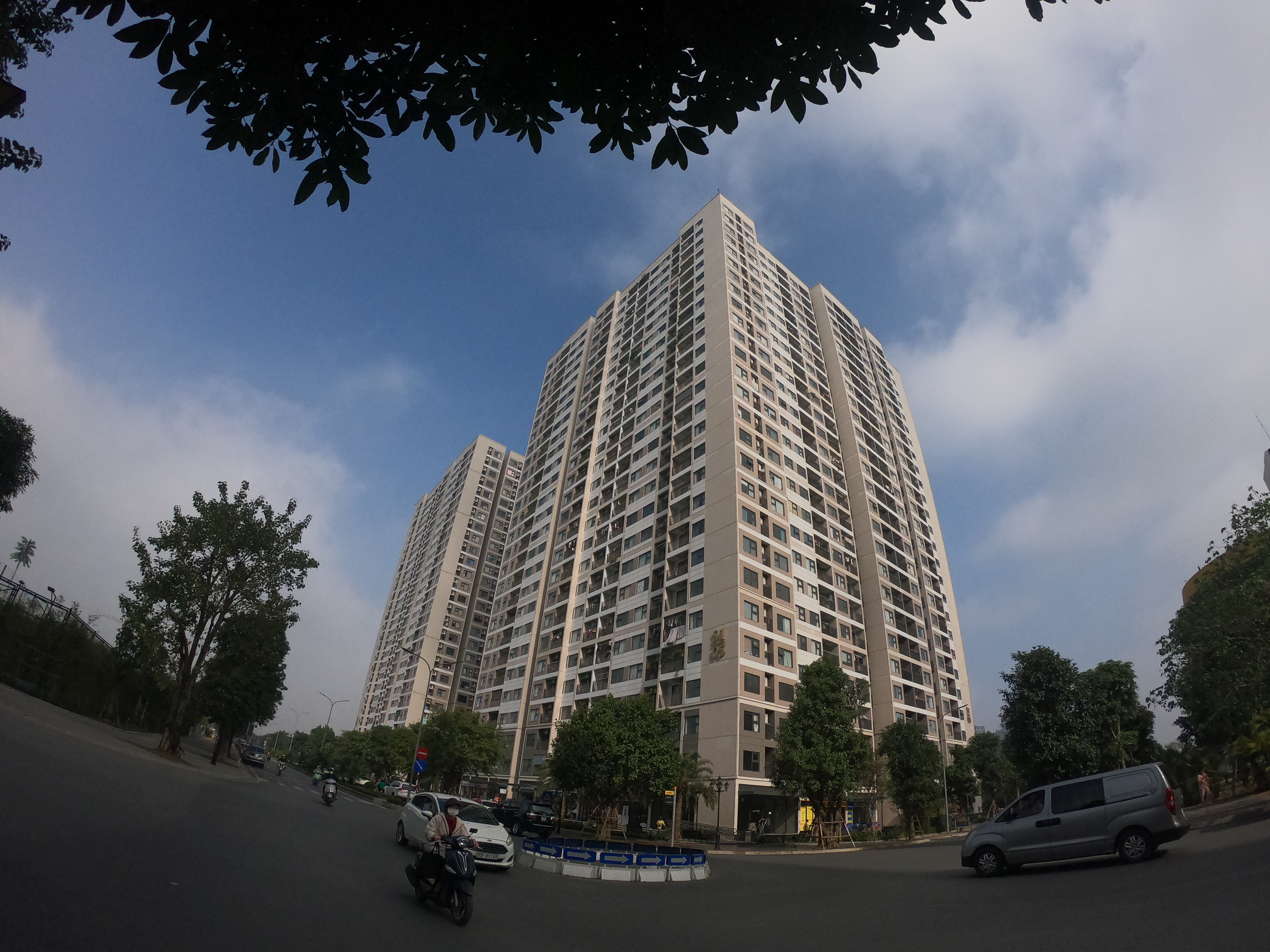 S1.05 The Sapphire 1 câu ắc quy